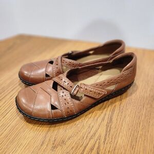 Clarks Women's Brown Leather Comfortable Shoes Size 8.5